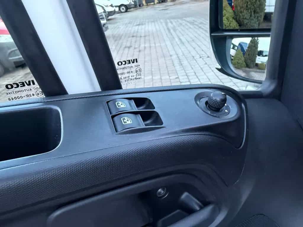 Iveco Daily 3,0 Diesel 35C150 KIPPER +Toolbox AHK 3,5T 06/2018-photo-20