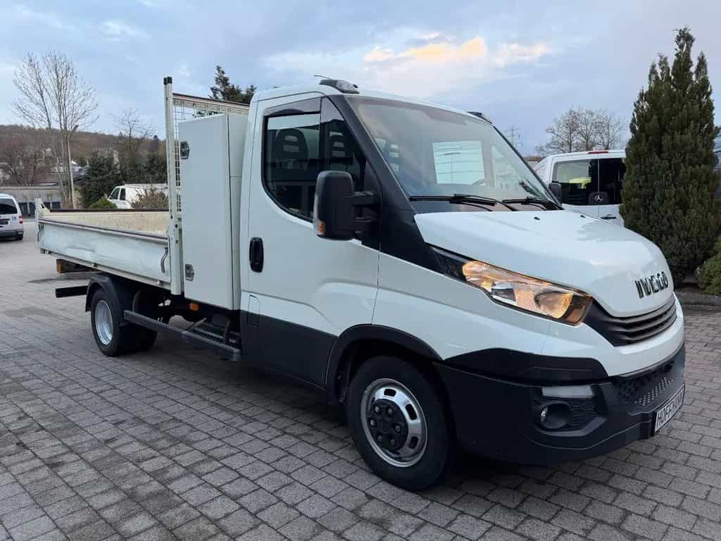 Iveco Daily 3,0 Diesel 35C150 KIPPER +Toolbox AHK 3,5T 06/2018-photo-3