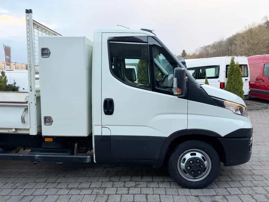 Iveco Daily 3,0 Diesel 35C150 KIPPER +Toolbox AHK 3,5T 06/2018-photo-4