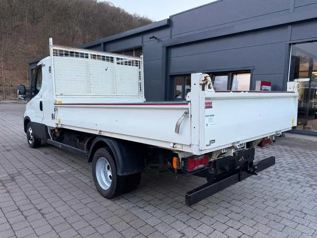 Iveco Daily 3,0 Diesel 35C150 KIPPER +Toolbox AHK 3,5T 06/2018-photo-8