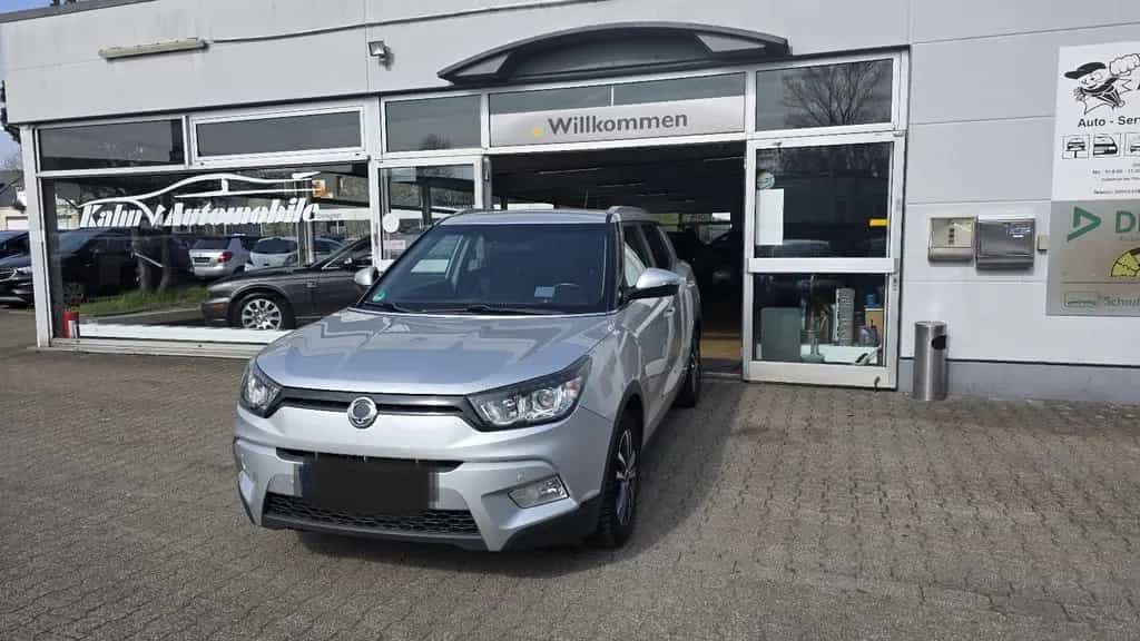Ssangyong Tivoli 1.6 e-XGi *KLIMA*NAVI*KAMERA*ALU* 11/2015-photo-6