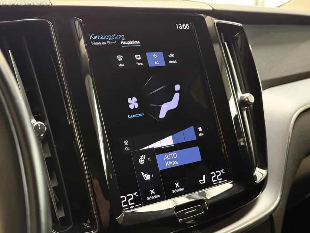 Volvo XC60 B4 Momentum Pro AWD XENIUM Mild-Hybrid 12/2020-photo-20