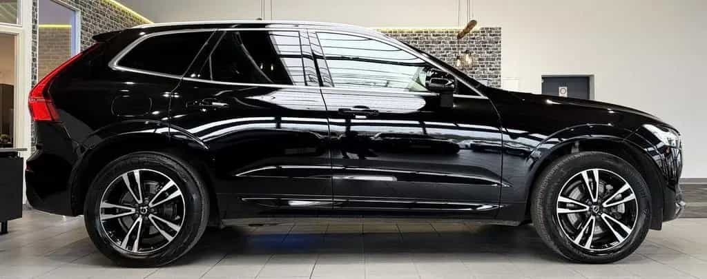 Volvo XC60 B4 Momentum Pro AWD XENIUM Mild-Hybrid 12/2020-photo-1