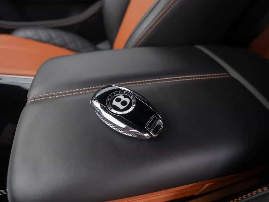 Bentley Continental GT Speed W12 *Akrapovic, Carbon, Nai 04/2023-photo-25