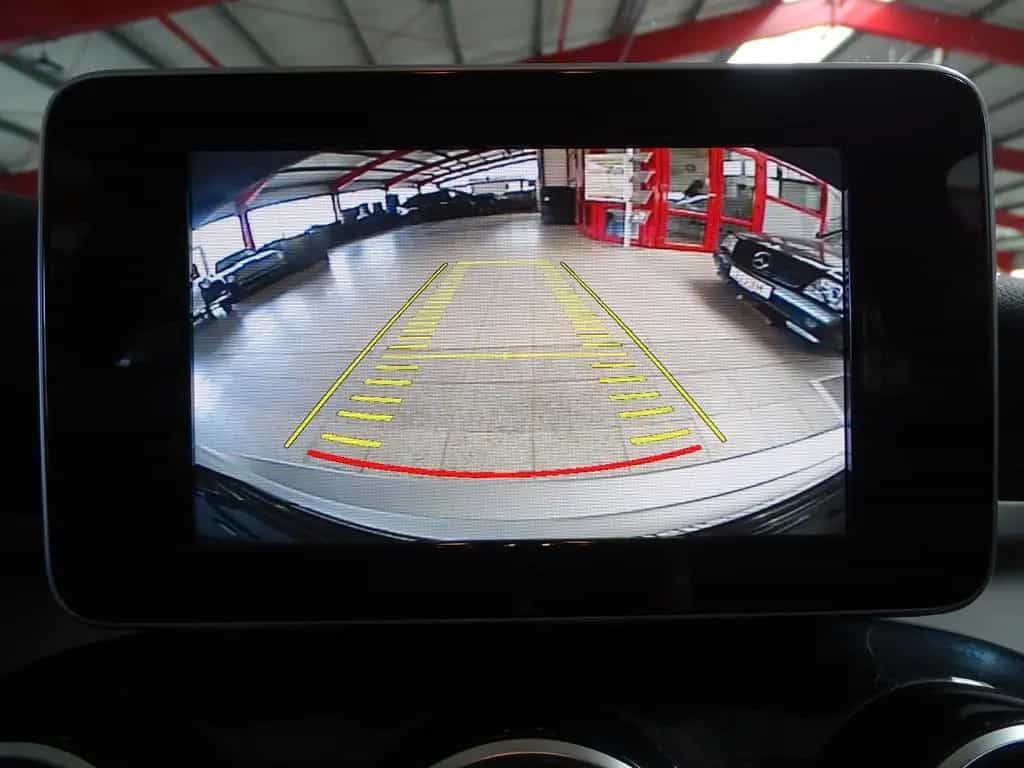 Mercedes-Benz C-Class 200 CGI*LED+NAVI+ACC+KAMERA 12/2017-photo-12