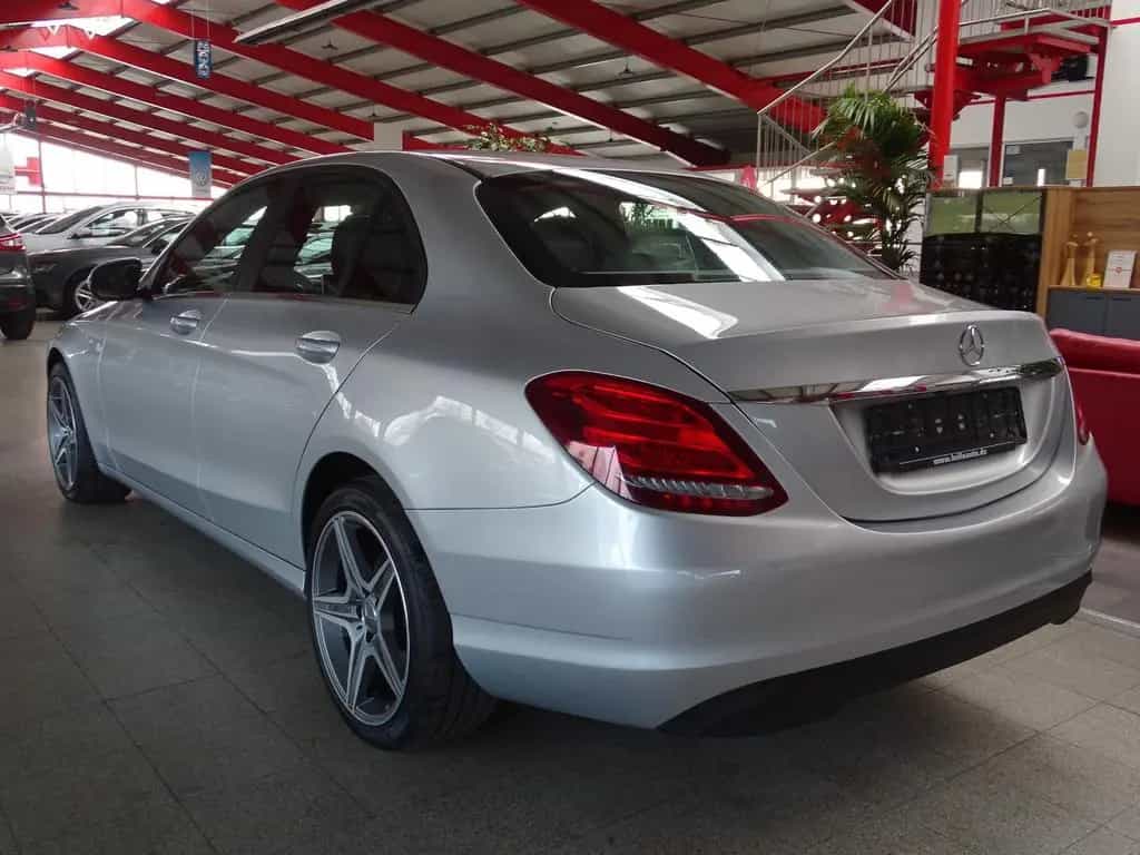 Mercedes-Benz C-Class 200 CGI*LED+NAVI+ACC+KAMERA 12/2017-photo-2