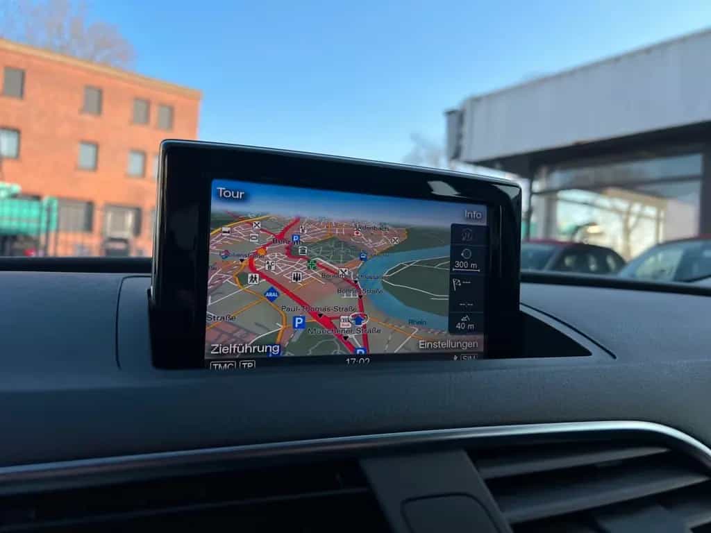 Audi Q3 Sport Quattro LED AUT SLINE NAVI SHZ 05/2017-photo-18