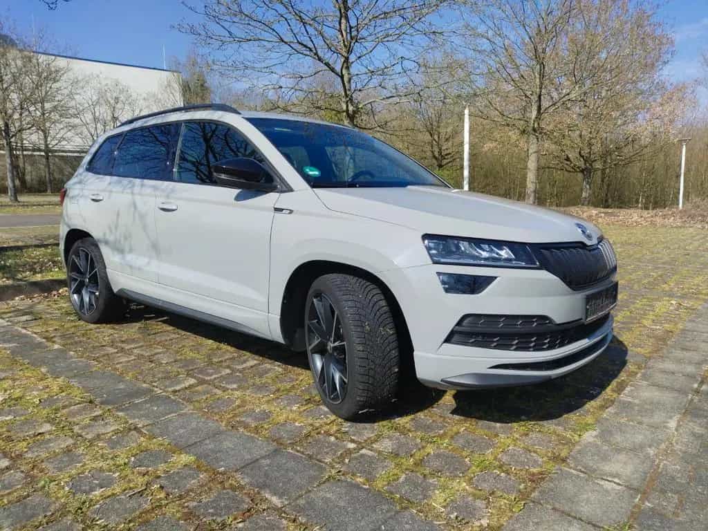 Skoda Karoq 2.0l TSI DSG 4x4 Sportline 04/2022-photo-5