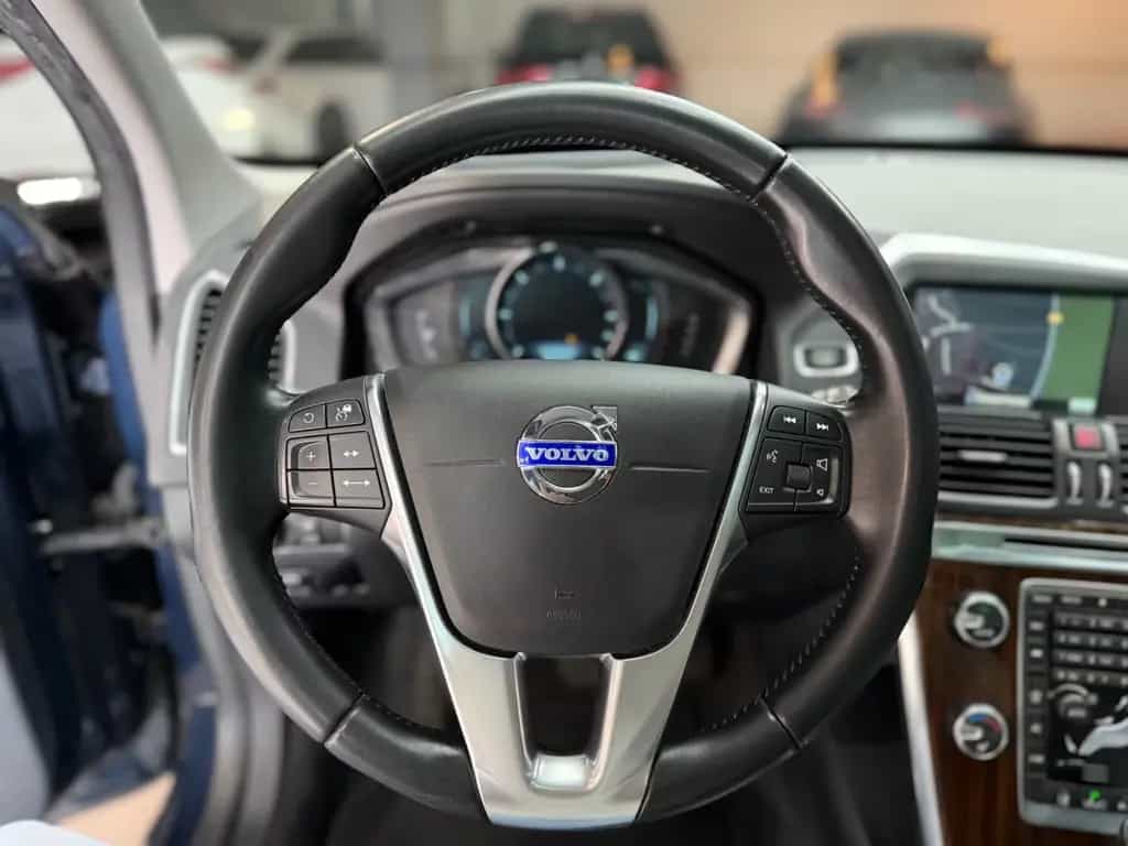 Volvo XC60 Summum AWD*PANO*LEDER*CAM*LED*NAVI*ACC*MEMO 04/2014-photo-15
