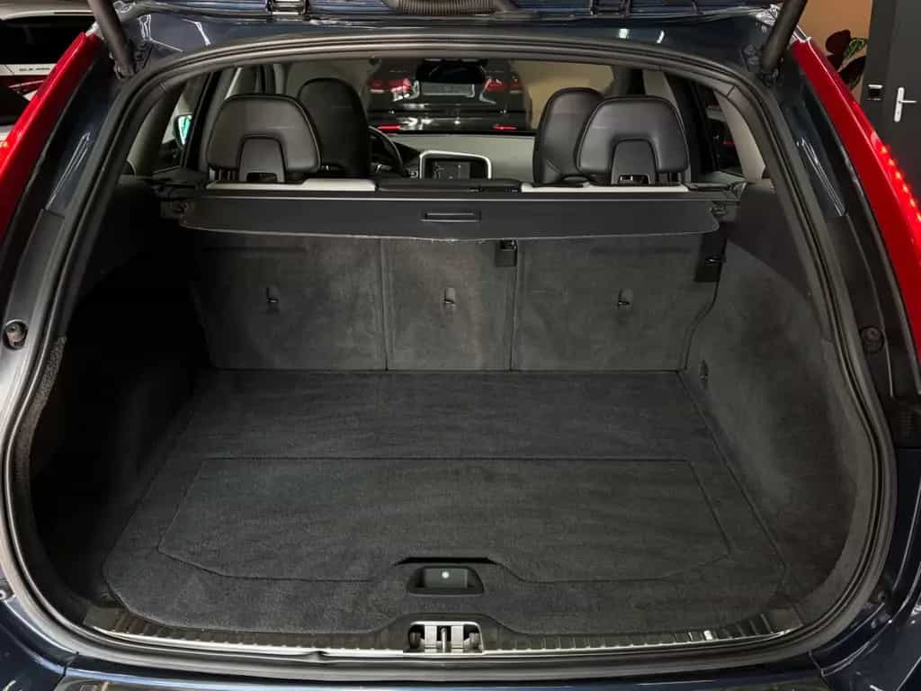 Volvo XC60 Summum AWD*PANO*LEDER*CAM*LED*NAVI*ACC*MEMO 04/2014-photo-30