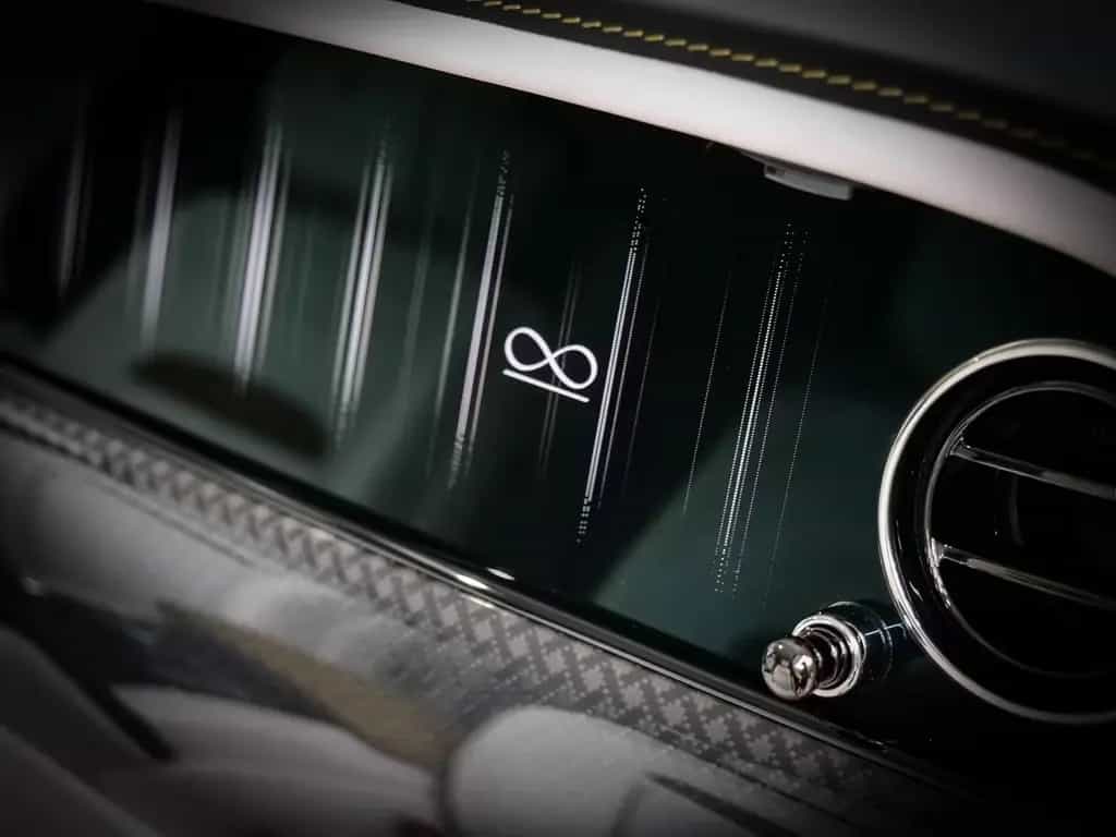 Rolls-Royce Cullinan Black Badge Series II null-photo-23