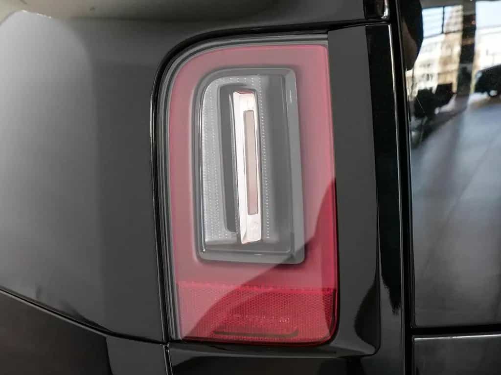 Rolls-Royce Cullinan Black Badge Series II null-photo-35