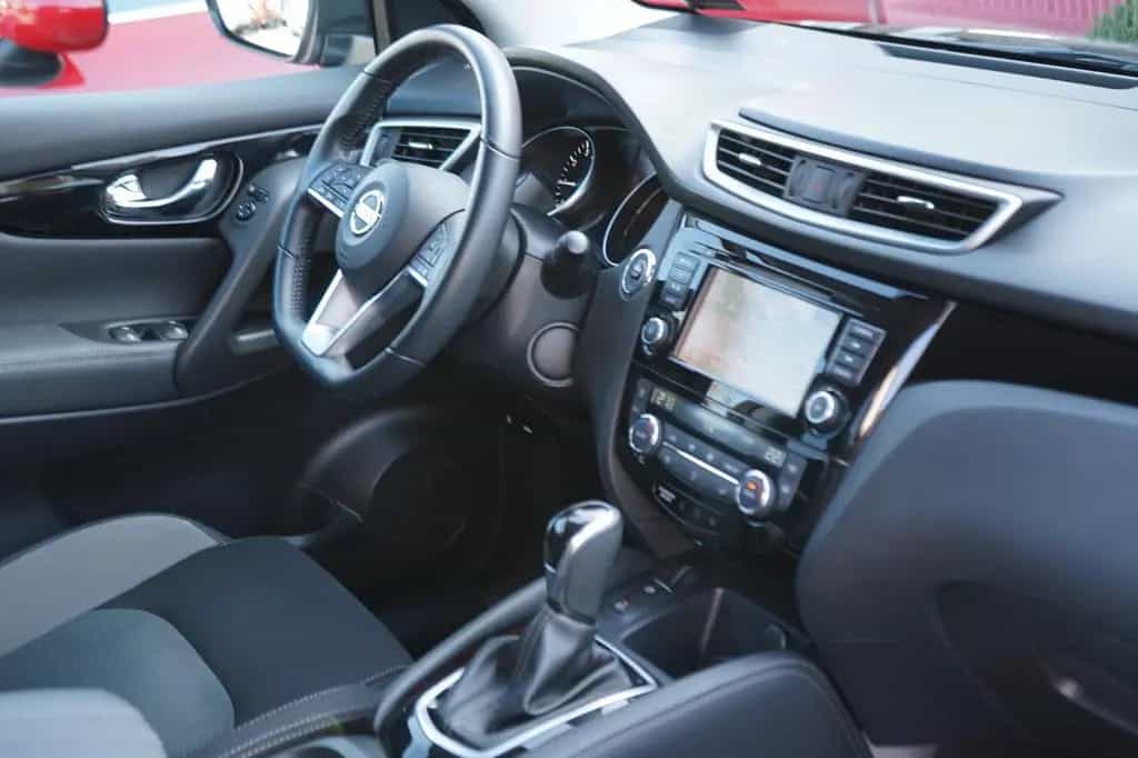 Nissan Qashqai 1.3 DIG-T DCT 159PS N-CONNECTA 12/2019-photo-17