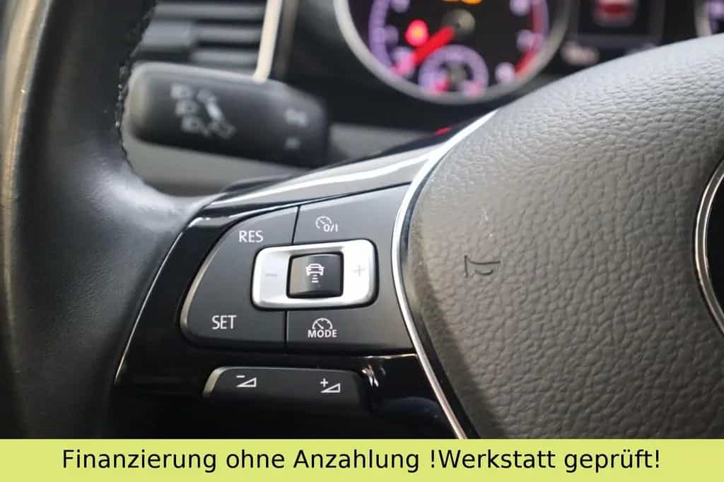 Volkswagen Golf Sportsvan VII Highline *NAVI*CAM*CARPLAY 07/2016-photo-19
