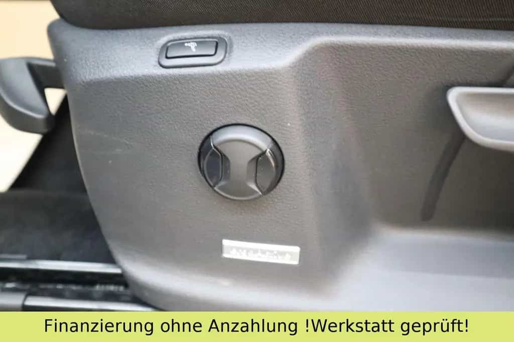 Volkswagen Golf Sportsvan VII Highline *NAVI*CAM*CARPLAY 07/2016-photo-28