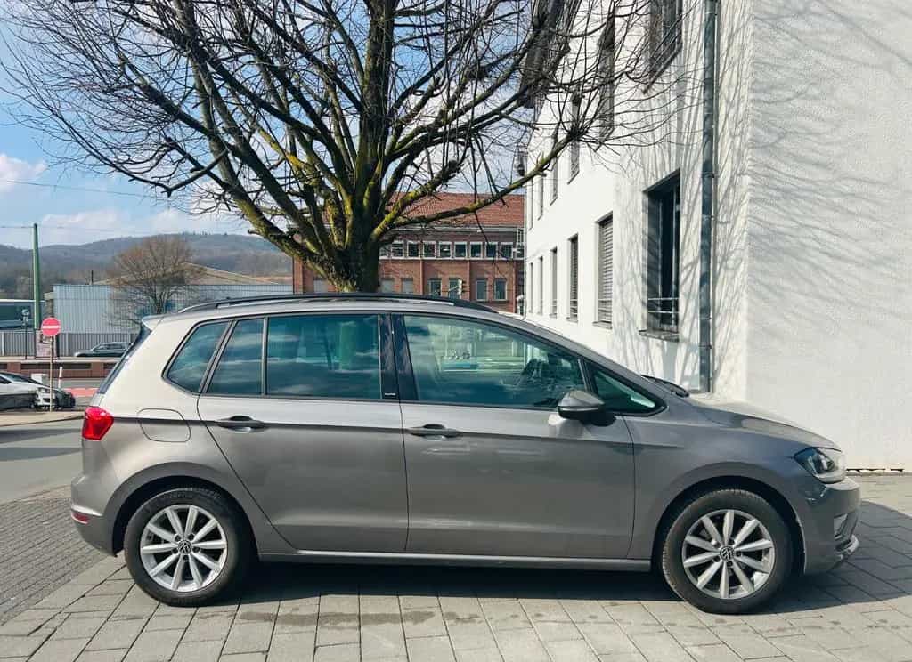 Volkswagen Golf Sportsvan VII Allstar BMT *AHK, Zahnr.NEU* 04/2016-photo-11