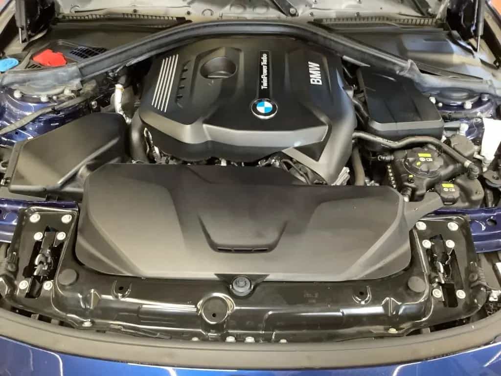 BMW 3 Series 330i SDach+HuD+Leder+NAVI+AUT+Distr+Facelift 09/2018-photo-15