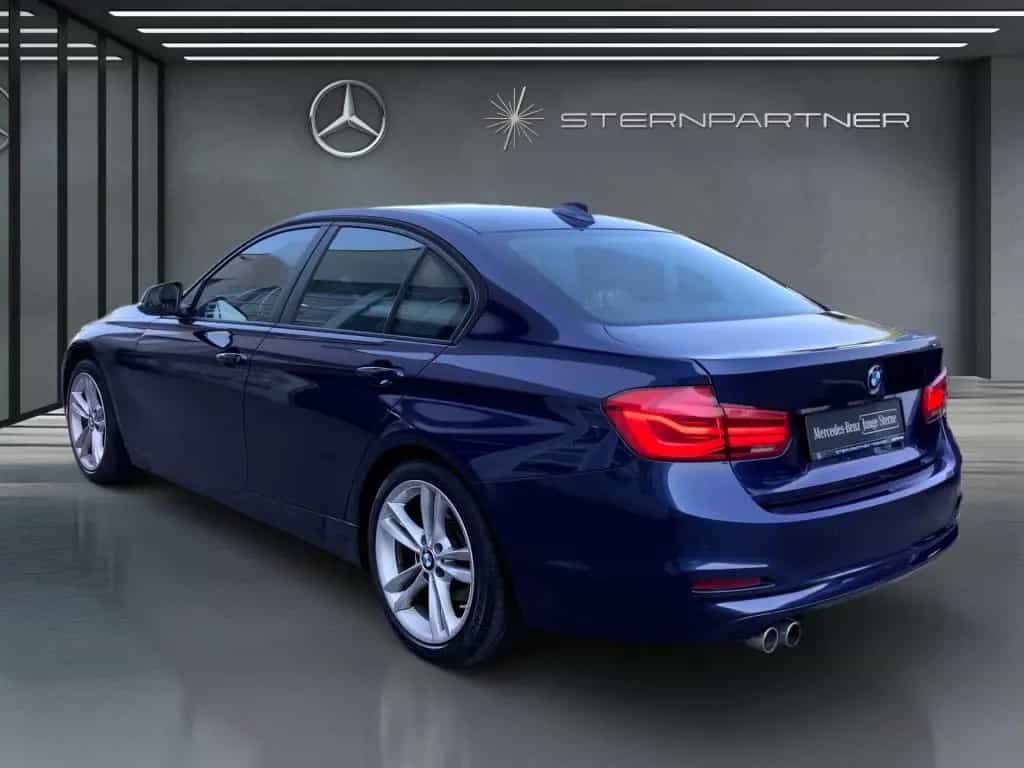BMW 3 Series 330i SDach+HuD+Leder+NAVI+AUT+Distr+Facelift 09/2018-photo-3
