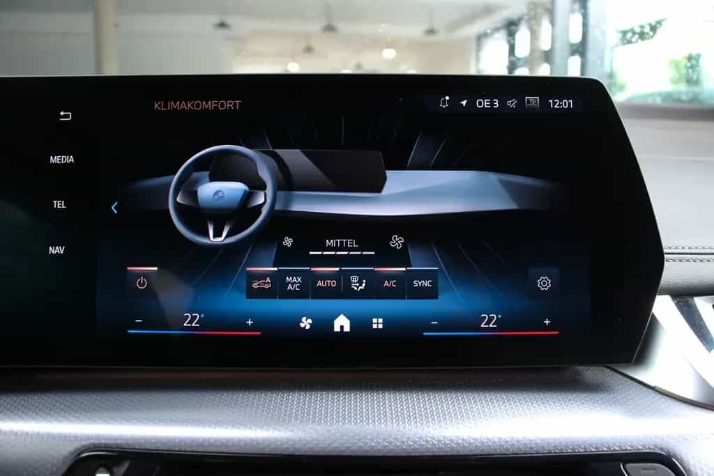BMW 218 i Active Tourer M Sport (U06) *A-LED*HUD*Pano 03/2024-photo-19