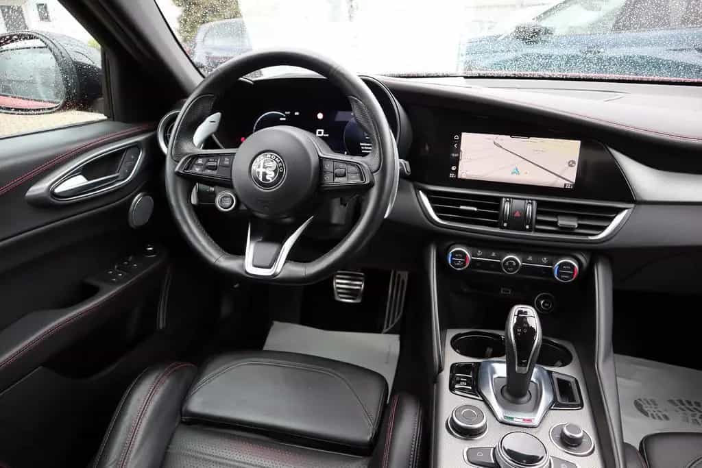 Alfa Romeo Giulia Tributo Ital.Q4*AHK*Veloce*20ZOLL*abn.AHK 06/2024-photo-10