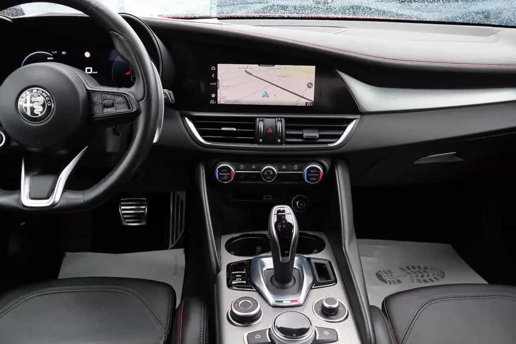 Alfa Romeo Giulia Tributo Ital.Q4*AHK*Veloce*20ZOLL*abn.AHK 06/2024-photo-11