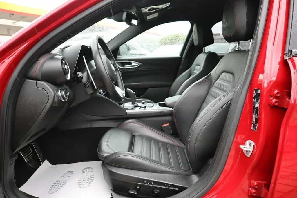 Alfa Romeo Giulia Tributo Ital.Q4*AHK*Veloce*20ZOLL*abn.AHK 06/2024-photo-6