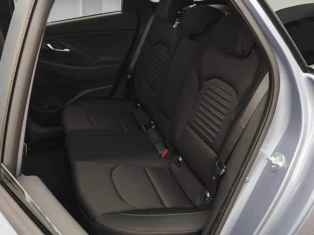 Hyundai i30 FL Kombi 1.5 Advantage DCT ACC*AUT*DynLicht 02/2025-photo-8