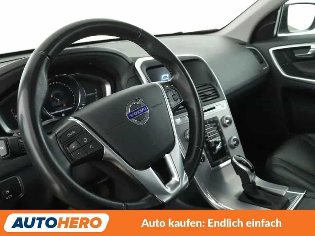 Volvo 2.0 D4 Summum 2WD Aut.*NAV*XENON*TEMP*PDC*SHZ* 09/2016-photo-10