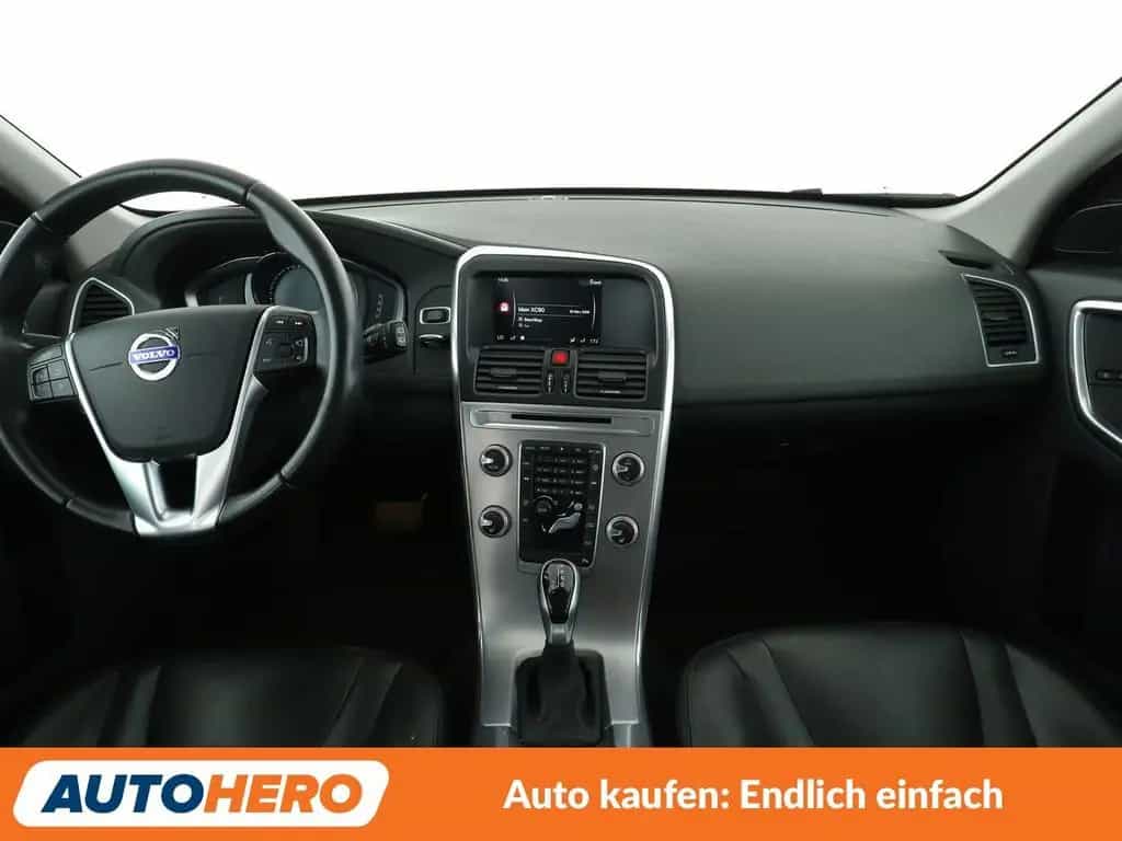 Volvo 2.0 D4 Summum 2WD Aut.*NAV*XENON*TEMP*PDC*SHZ* 09/2016-photo-11