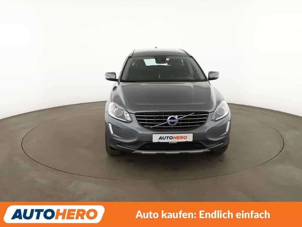 Volvo 2.0 D4 Summum 2WD Aut.*NAV*XENON*TEMP*PDC*SHZ* 09/2016-photo-8