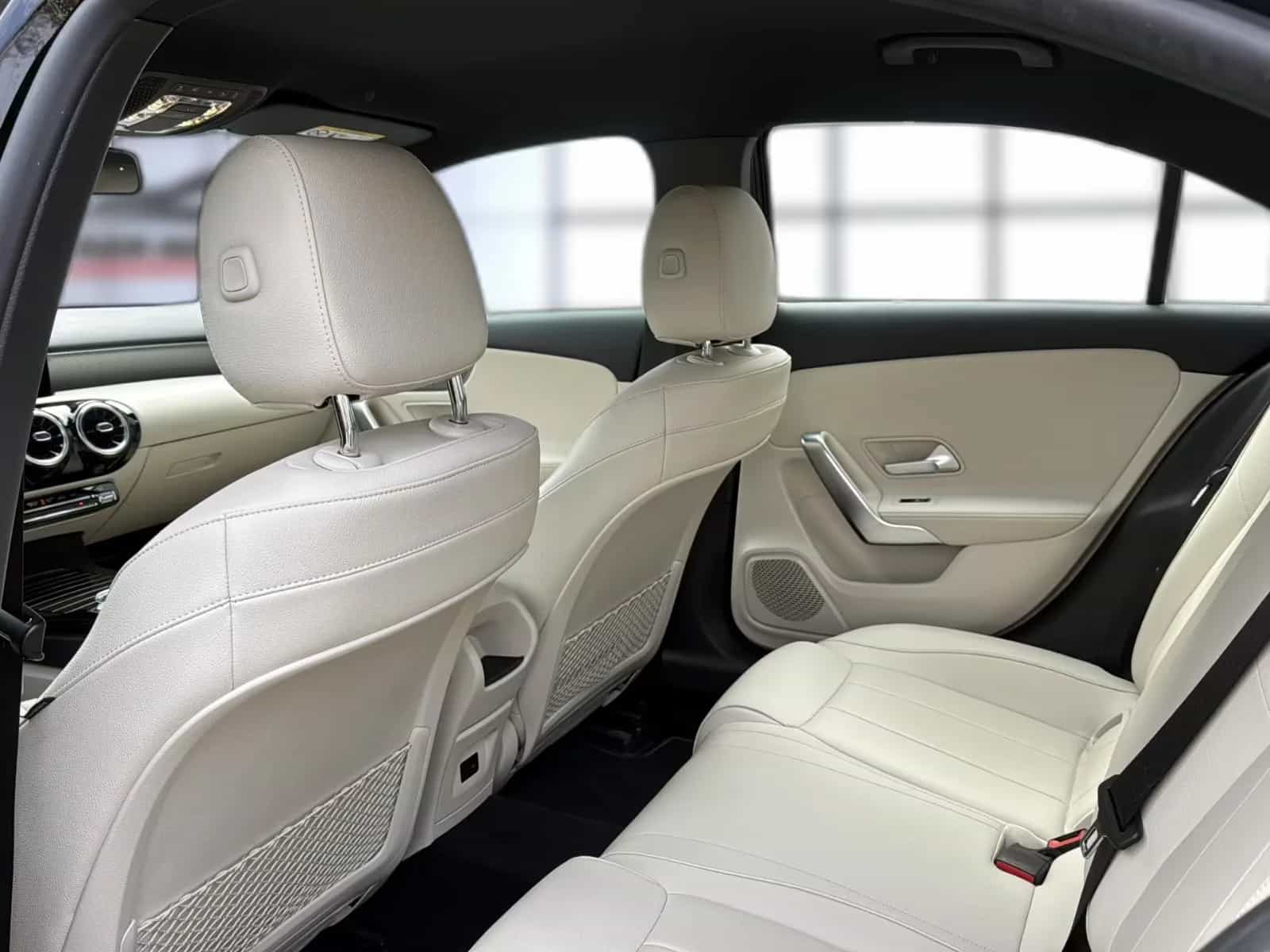 Mercedes-Benz A-Class 200 10/2020-photo-10