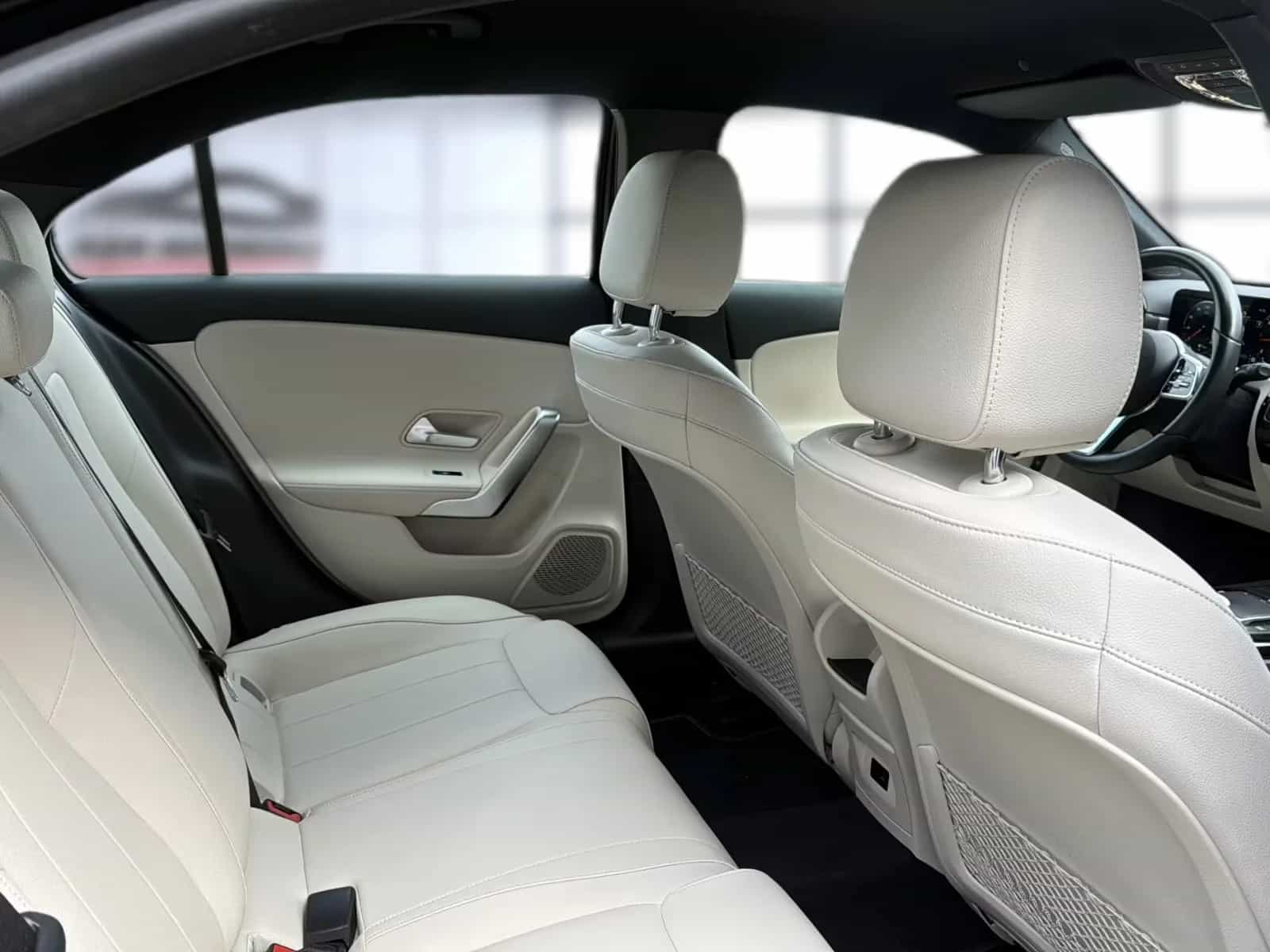 Mercedes-Benz A-Class 200 10/2020-photo-14