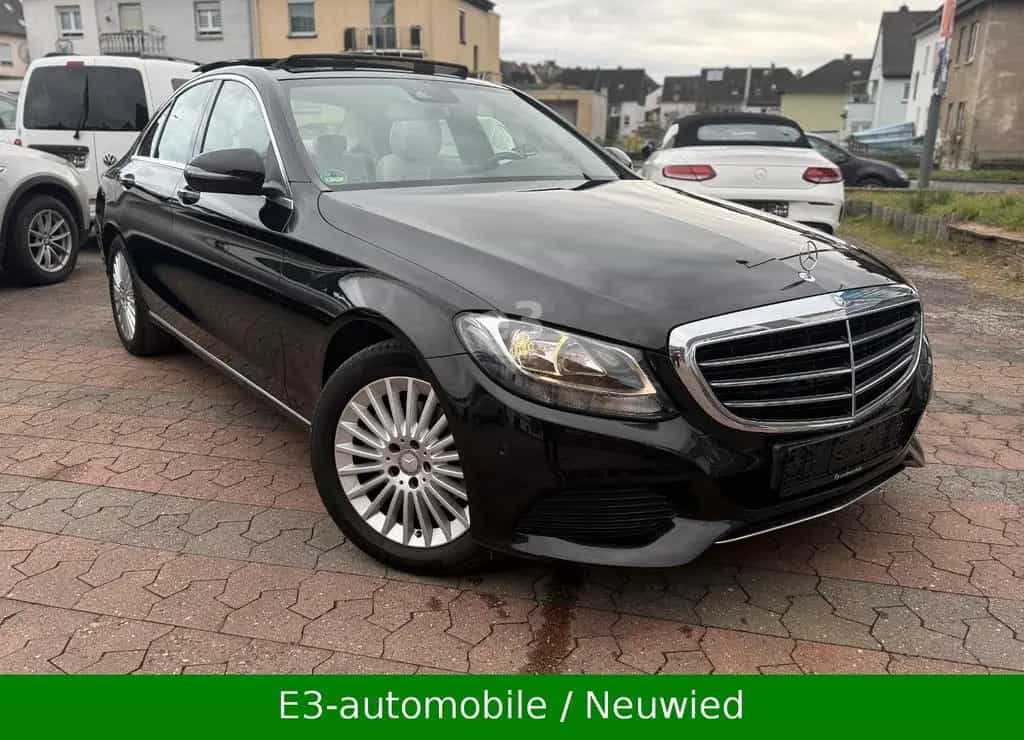 Mercedes-Benz C-Class 200 CGI Lim;AMG LINE;AUTOMATIK;PANO;AMBIENTE 03/2016-photo-1