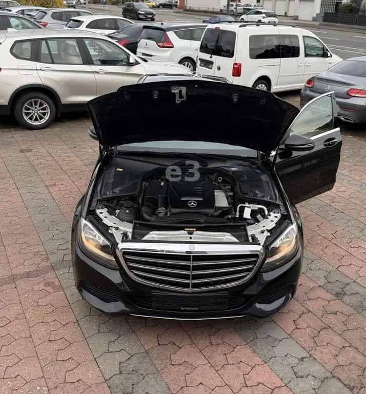 Mercedes-Benz C-Class 200 CGI Lim;AMG LINE;AUTOMATIK;PANO;AMBIENTE 03/2016-photo-26