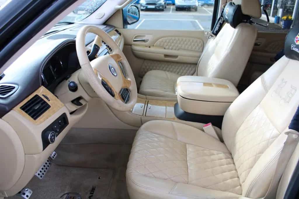 Cadillac Escalade 6,2l V8 Autom. LPG Prins, DAB Navi, 26" 01/2007-photo-4