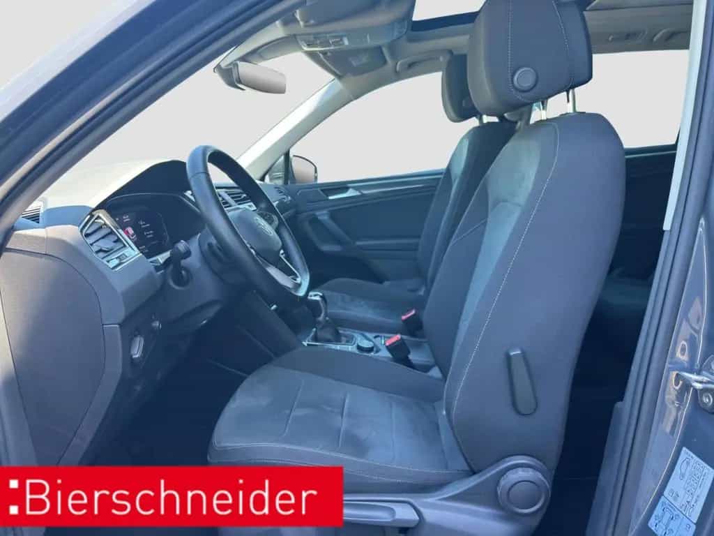 Volkswagen Tiguan 2.0 TSI DSG 4Mo. Elegance PANO AHK KAMERA 10/2021-photo-12