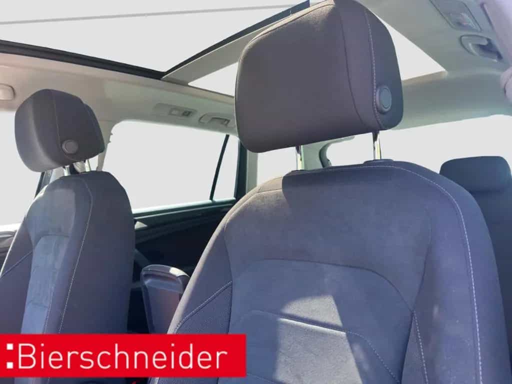 Volkswagen Tiguan 2.0 TSI DSG 4Mo. Elegance PANO AHK KAMERA 10/2021-photo-29