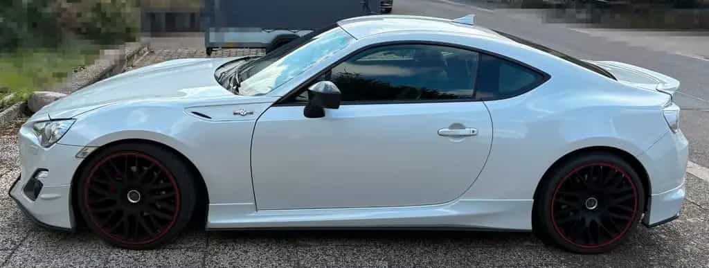 Toyota GT86 11/2012-photo-2