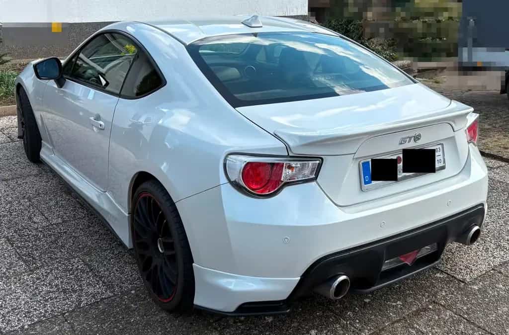 Toyota GT86 11/2012-photo-3