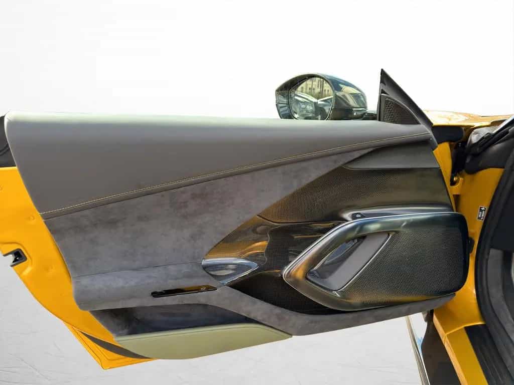 Ferrari 12Cilindri / Full Carbon / Very high SPEC 02/2025-photo-14