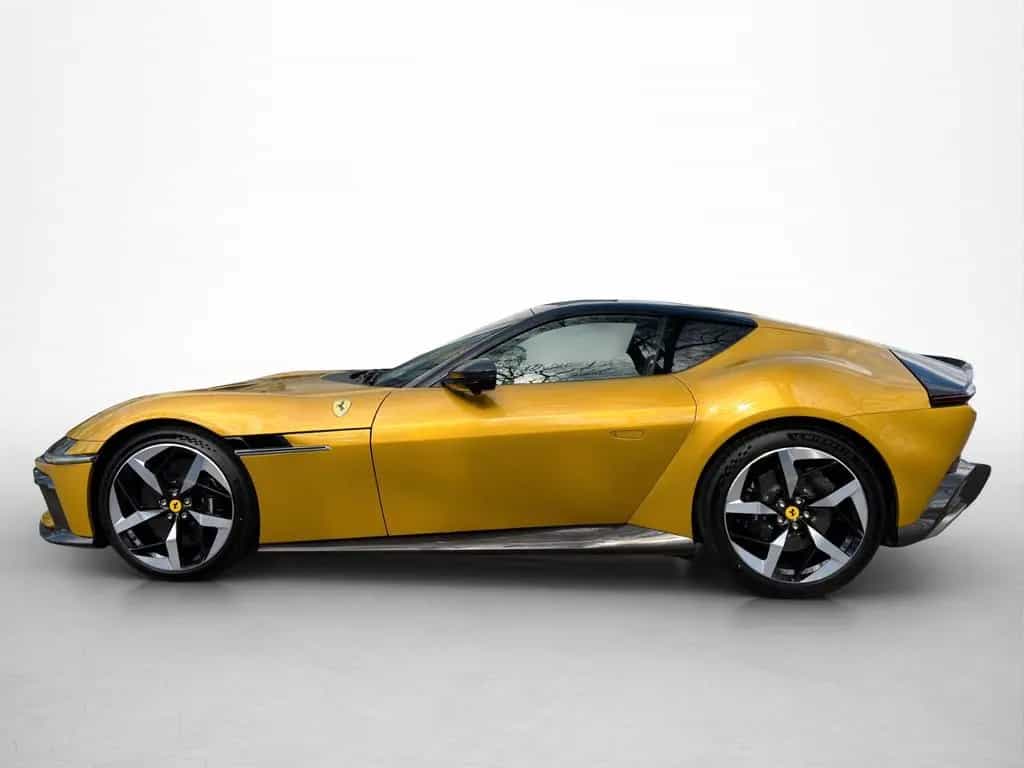Ferrari 12Cilindri / Full Carbon / Very high SPEC 02/2025-photo-8