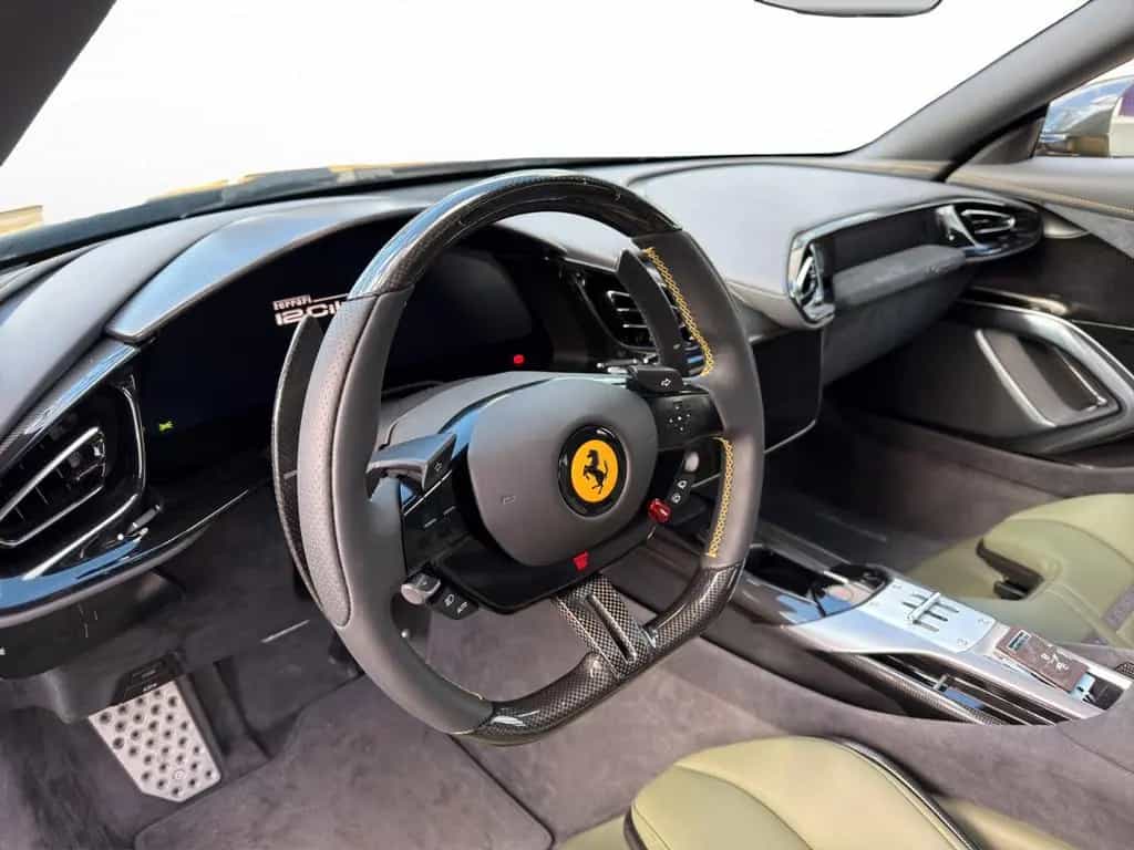 Ferrari 12Cilindri / Full Carbon / Very high SPEC 02/2025-photo-9