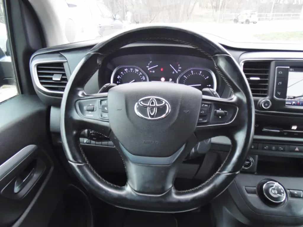 Toyota Proace (Verso) Proace Verso L2 Executive/STHZ+SHZ/AHK/Leder/Nav 07/2017-photo-8