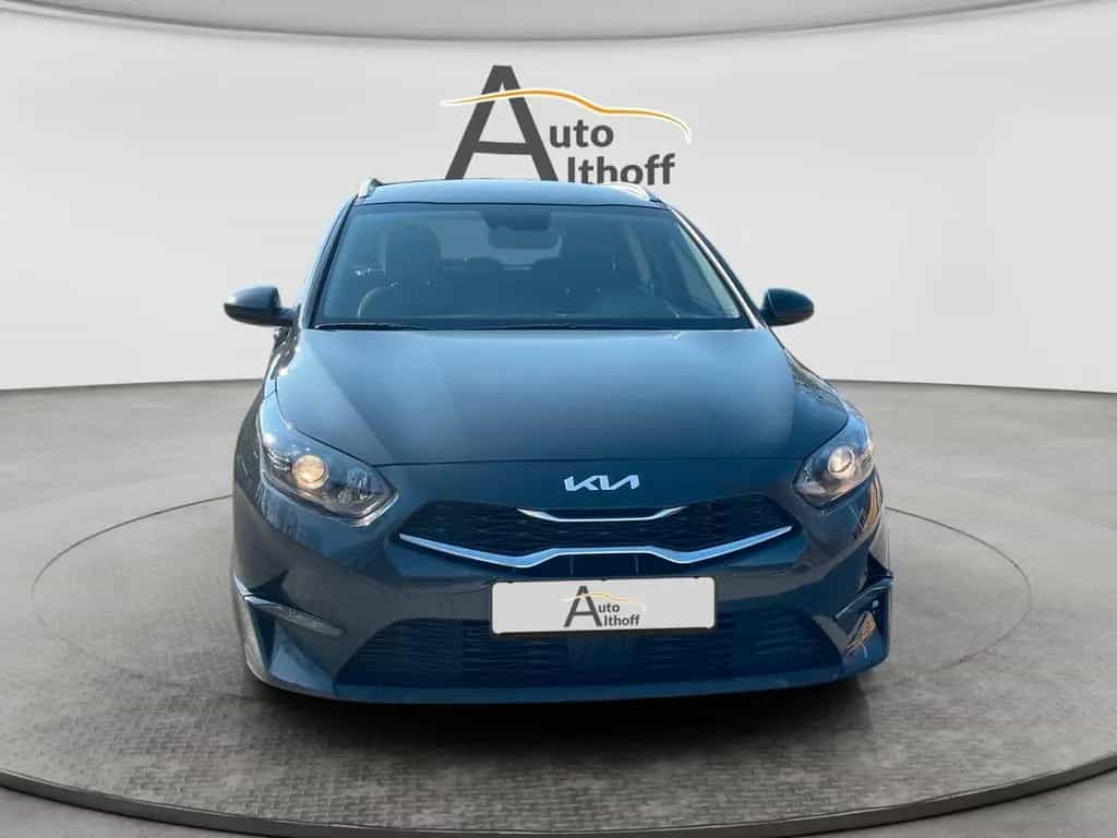 Kia cee'd Sportswagon cee'd SW 1.5 T-GDI Vision DCT SHZ PDC NAV KAM 11/2022-photo-1