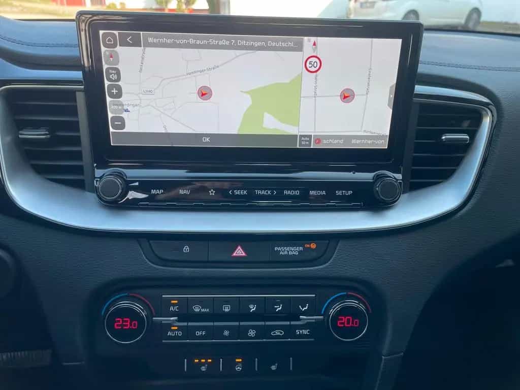 Kia cee'd Sportswagon cee'd SW 1.5 T-GDI Vision DCT SHZ PDC NAV KAM 11/2022-photo-18