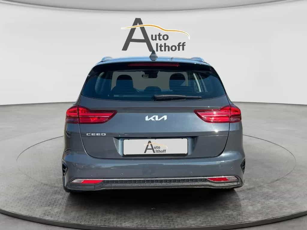 Kia cee'd Sportswagon cee'd SW 1.5 T-GDI Vision DCT SHZ PDC NAV KAM 11/2022-photo-5