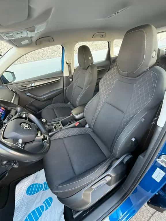 Skoda Karoq 1.0l TSI CLEVER Ambiente CarPlay Kamera PD 11/2021-photo-14