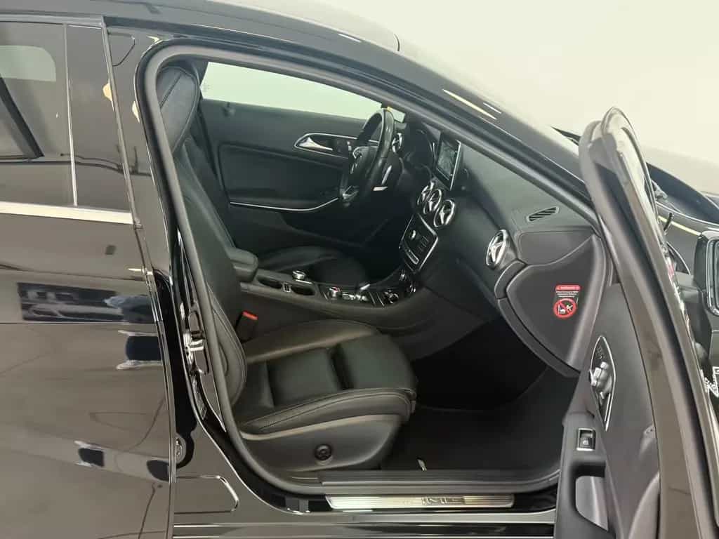Mercedes-Benz A-Class 45 AMG 4Matic*P-ABGAS*B&O*MEMORY*KEY*Alu"19* 12/2017-photo-16