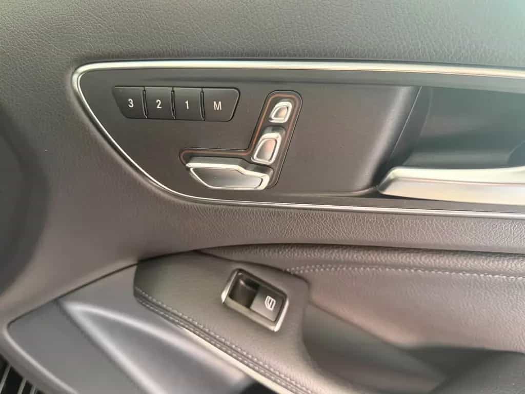 Mercedes-Benz A-Class 45 AMG 4Matic*P-ABGAS*B&O*MEMORY*KEY*Alu"19* 12/2017-photo-20