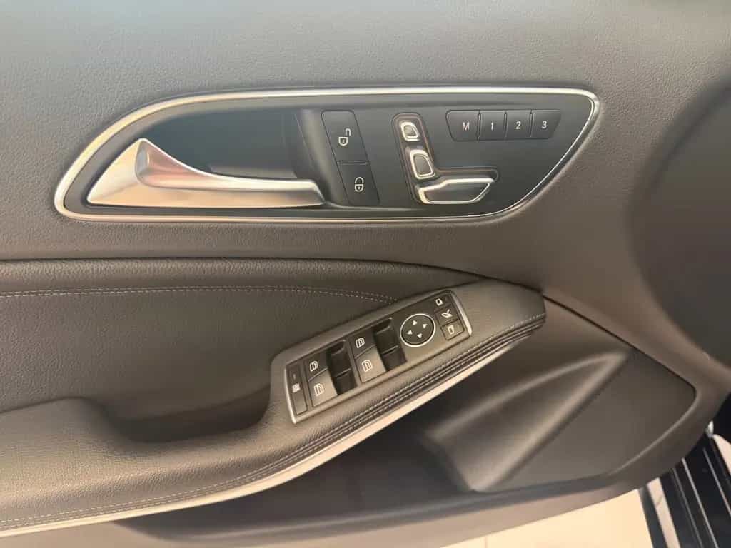 Mercedes-Benz A-Class 45 AMG 4Matic*P-ABGAS*B&O*MEMORY*KEY*Alu"19* 12/2017-photo-3